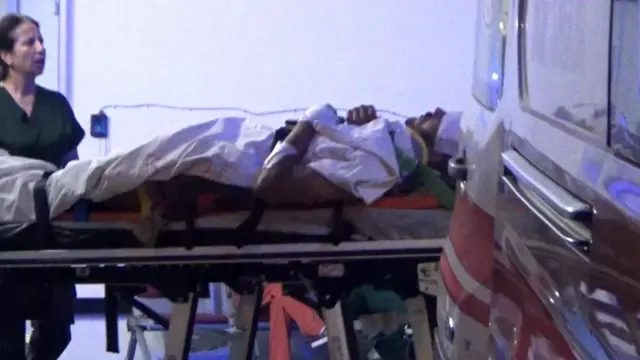 Çanakkale’de 19 Yaşındaki Genç Kontrolsüzce Yola Atladı: Otomobil Çarptı, Ağır Yaralandı