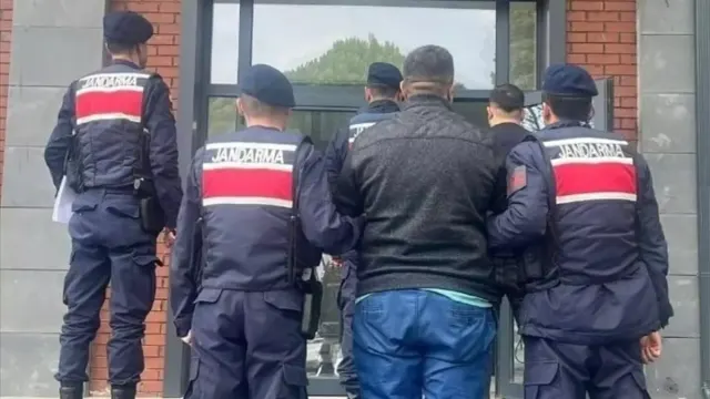 Çanakkale'de Göçmen Kaçakçılığına Darbe: 9 Operasyonda 6 Şüpheli Yakalandı, 4’ü Tutuklandı