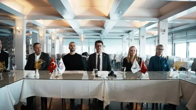 Çanakkale’de Spor Alanında Güç Birliği: Üniversite ile Belediye Kulüpleri İş Birliği Yaptı
