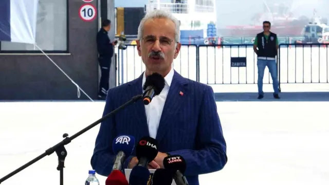 Bakan Uraloğlu: Kınalı-Malkara Otoyolu ile İstanbul-Çanakkale Arası 2 Saate Düşecek