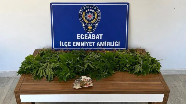 Çanakkale Eceabat’ta Yangın Paniği: Alevler Kontrol Altına Alındı