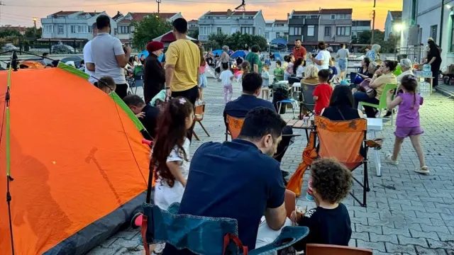 Gelibolu'da Anaokulu Öğrencileri İçin Renkli Çadır Kampı Etkinliği
