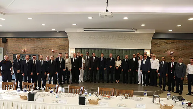Vali Toraman’dan Tayinleri Çıkan Yargı Mensupları ve Mülki İdare Amirlerine Veda Yemeği